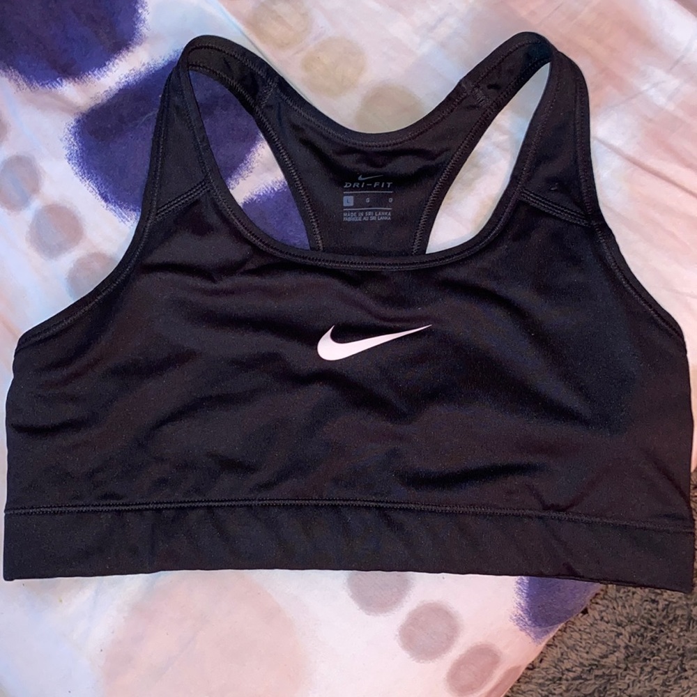 Sports bra